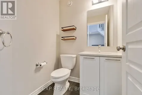 760 Carnelian Crescent Ottawa ON K1X 0A8