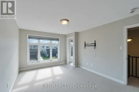 760 Carnelian Crescent Ottawa ON K1X 0A8