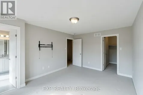 760 Carnelian Crescent Ottawa ON K1X 0A8