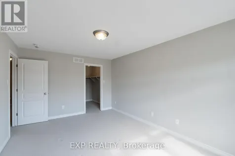 760 Carnelian Crescent Ottawa ON K1X 0A8