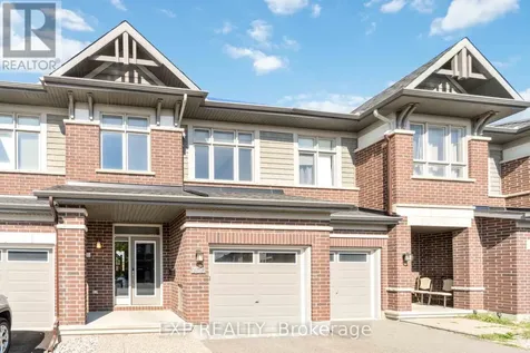 760 Carnelian Crescent Ottawa ON K1X 0A8