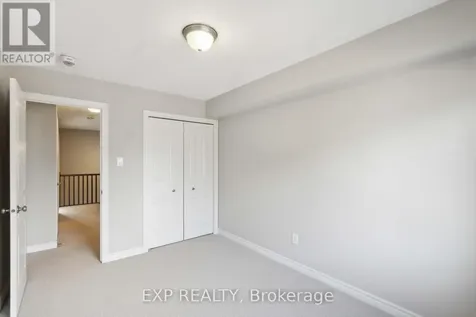 760 Carnelian Crescent Ottawa ON K1X 0A8