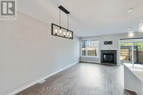 760 Carnelian Crescent Ottawa ON K1X 0A8