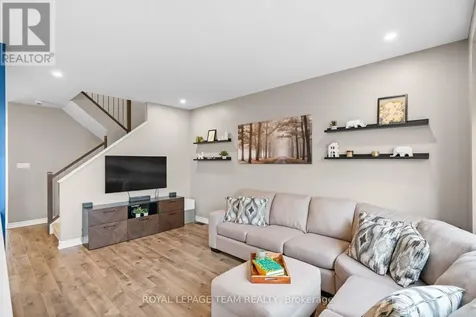 233 Mountain Sorrel Way Ottawa ON K4A 1H3