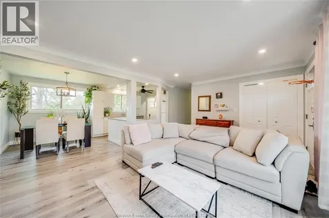 1038 Dot Avenue Windsor ON N9C 3H8