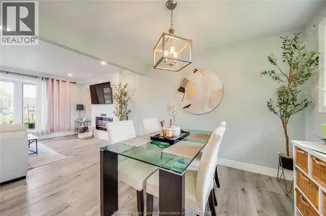 1038 Dot Avenue Windsor ON N9C 3H8