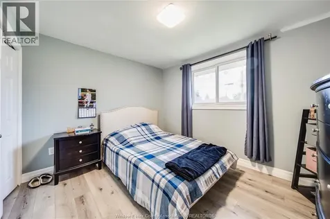 1038 Dot Avenue Windsor ON N9C 3H8