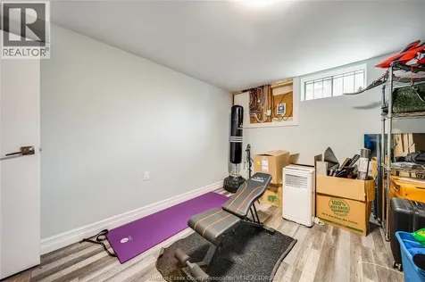 1038 Dot Avenue Windsor ON N9C 3H8