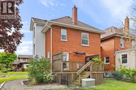 108 Montrose Street Windsor ON N8X 1A3