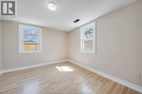 1057 Oak Avenue Kingsville ON N9Y 3T6
