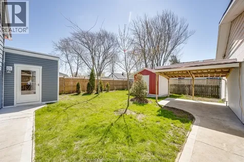 1057 Oak Avenue Kingsville ON N9Y 3T6