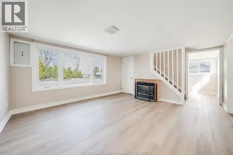 1057 Oak Avenue Kingsville ON N9Y 3T6
