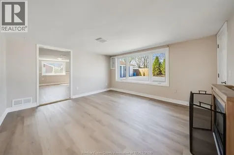 1057 Oak Avenue Kingsville ON N9Y 3T6