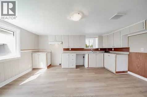 1057 Oak Avenue Kingsville ON N9Y 3T6