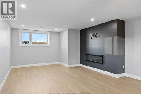 52 Redwood Avenue Cottam ON N0R 1B0