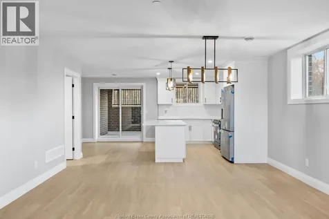 52 Redwood Avenue Cottam ON N0R 1B0