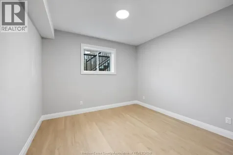 52 Redwood Avenue Cottam ON N0R 1B0
