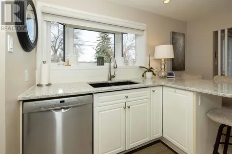 157 Windsor Street Thunder Bay ON P7B 1V2