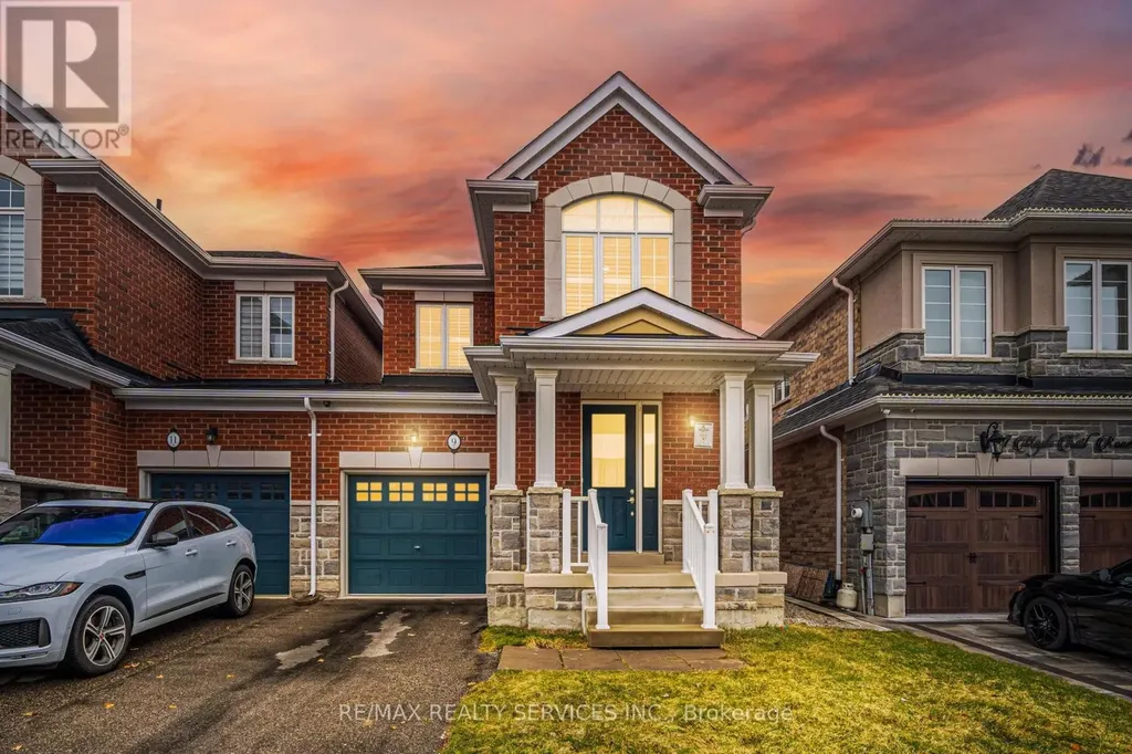 9 Maple Trail Road Caledon ON L7C 3Z3