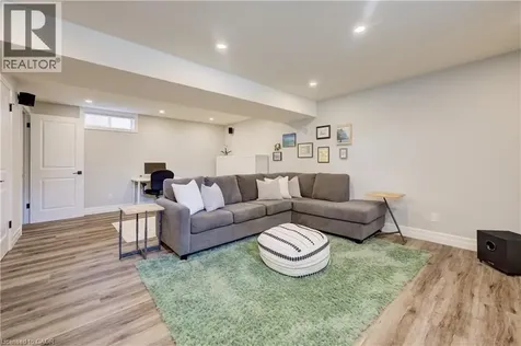 1161 Countrystone Drive Kitchener ON N2N 3H4