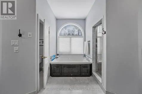 679 Sandy Bay Road Tiny ON L9M 0H6