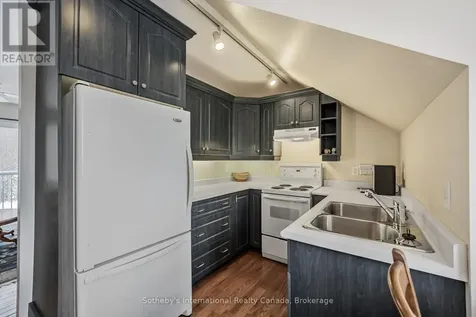 679 Sandy Bay Road Tiny ON L9M 0H6