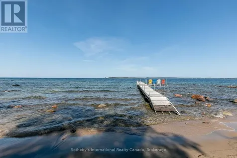 679 Sandy Bay Road Tiny ON L9M 0H6