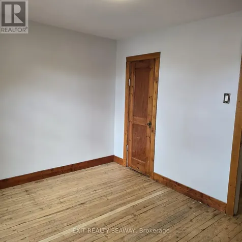 140 Belmont Street Cornwall ON K6H 4Z3