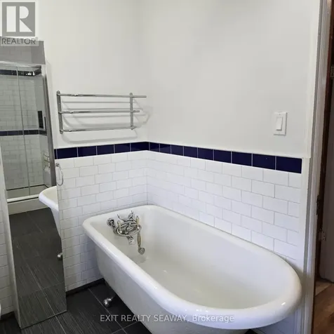 140 Belmont Street Cornwall ON K6H 4Z3