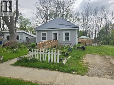 249 King St E Street Chatham ON N7M 3N3