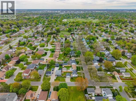 736 Southern Avenue Sarnia ON N7T 7E3