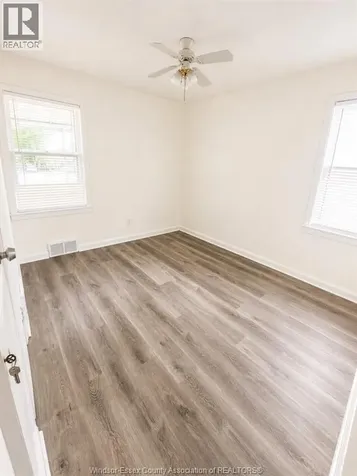 1435 Hickory Windsor ON N8Y 3S8