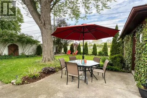 1043 Westchester Drive Windsor ON N8S 3Z1