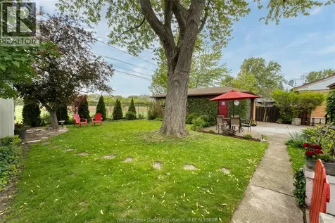 1043 Westchester Drive Windsor ON N8S 3Z1