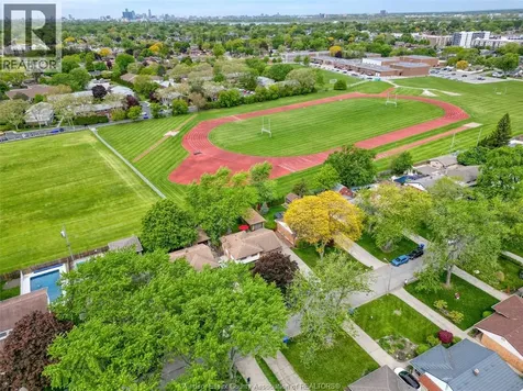 1043 Westchester Drive Windsor ON N8S 3Z1