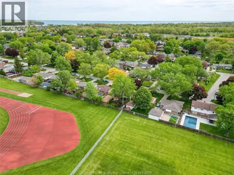1043 Westchester Drive Windsor ON N8S 3Z1