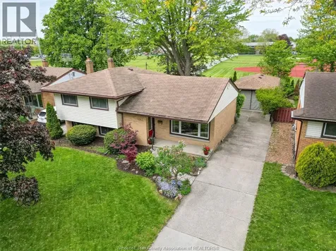 1043 Westchester Drive Windsor ON N8S 3Z1