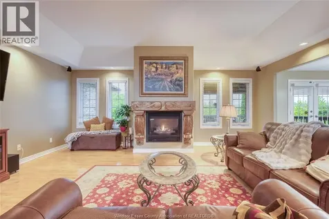 2703 Lombardy Crescent Lasalle ON N9H 2Z1