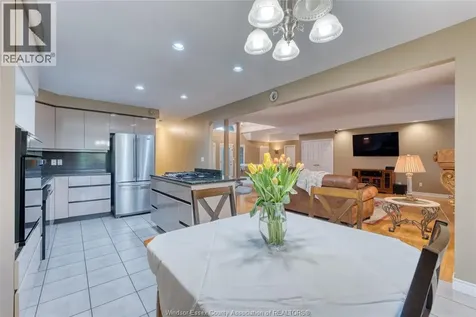2703 Lombardy Crescent Lasalle ON N9H 2Z1