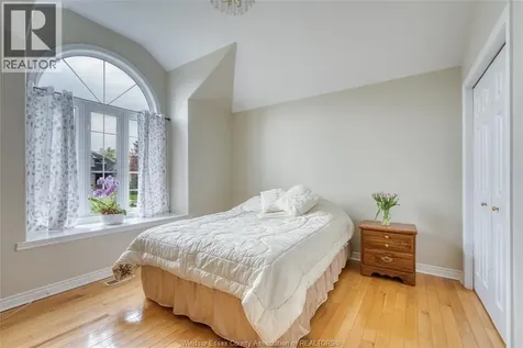 2703 Lombardy Crescent Lasalle ON N9H 2Z1