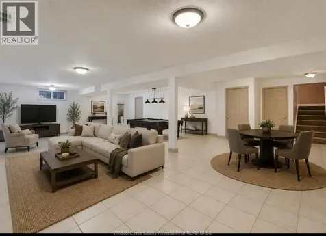 2703 Lombardy Crescent Lasalle ON N9H 2Z1