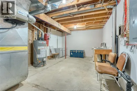 2703 Lombardy Crescent Lasalle ON N9H 2Z1