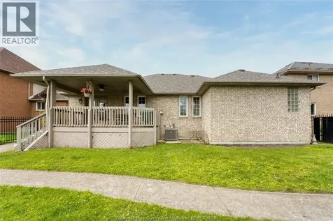 2703 Lombardy Crescent Lasalle ON N9H 2Z1