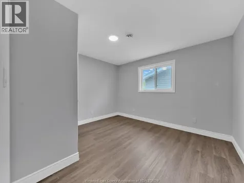 776 University Ave E Windsor ON N9A 2Z7