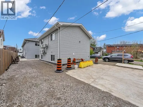 776 University Ave E Windsor ON N9A 2Z7