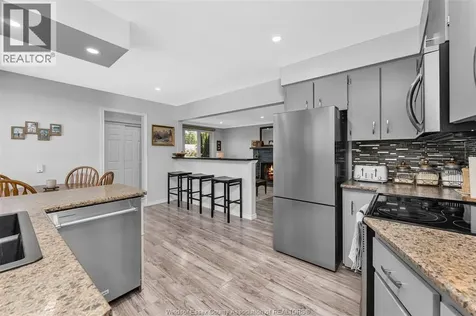 305 Edgewater Boulevard Tecumseh ON N8N 2G9