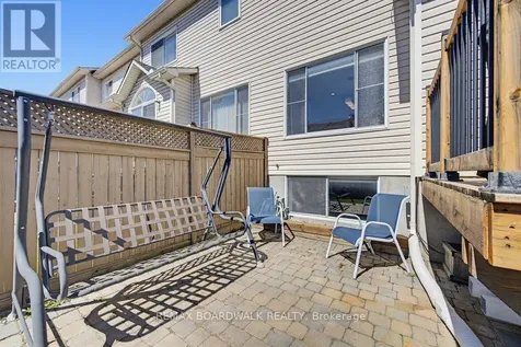 10 Valemont Street Ottawa ON K2G 6Y1
