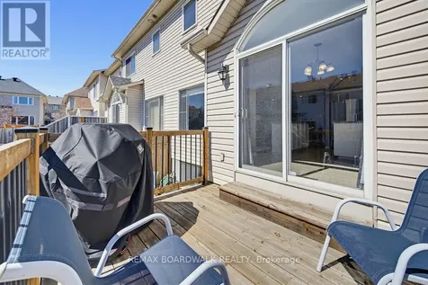 10 Valemont Street Ottawa ON K2G 6Y1