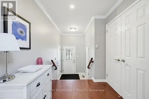10 Valemont Street Ottawa ON K2G 6Y1