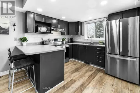 29 Grenadier Way Ottawa ON K2J 4L3